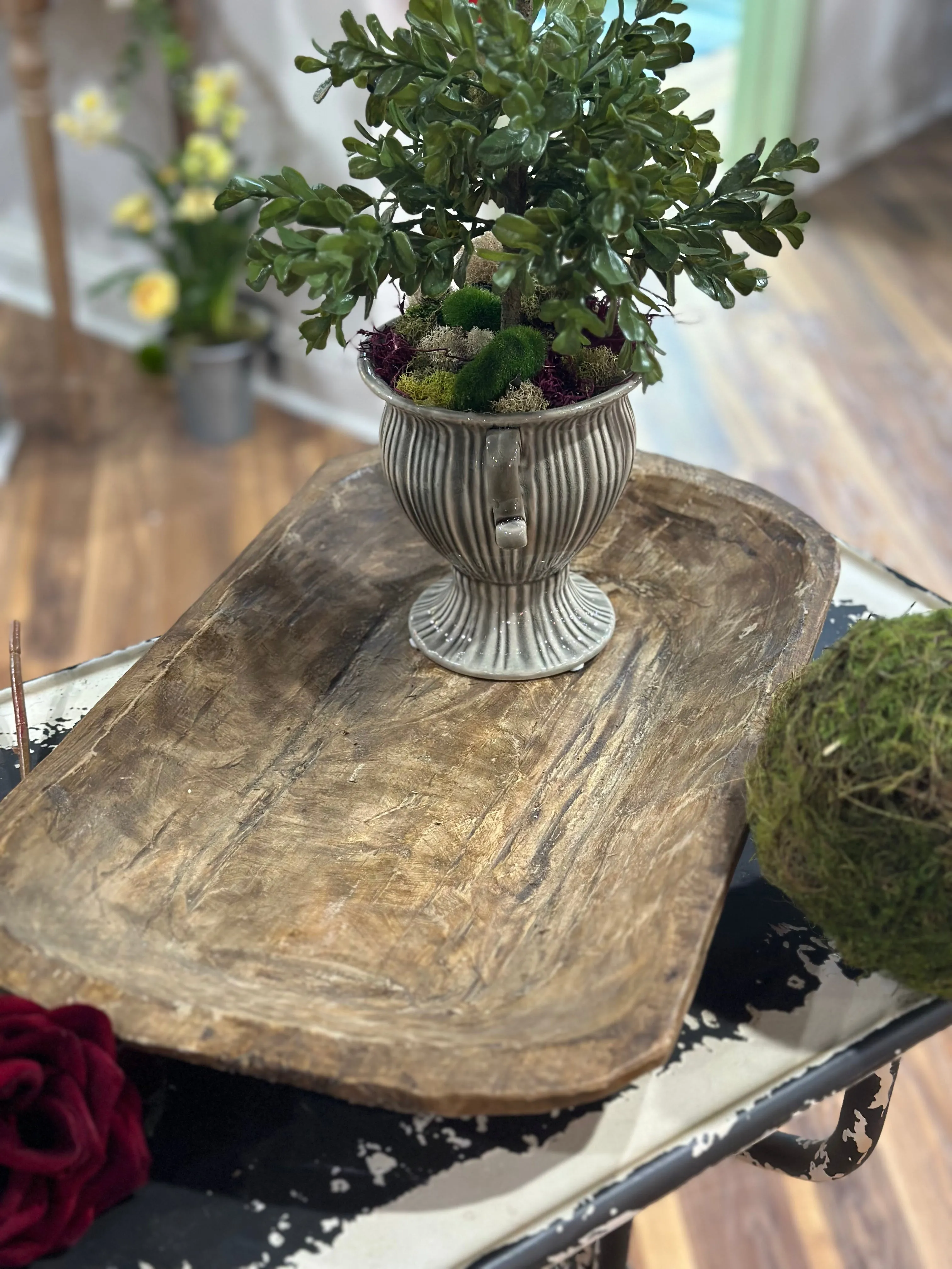 19" Medium Carved Dough Bowl