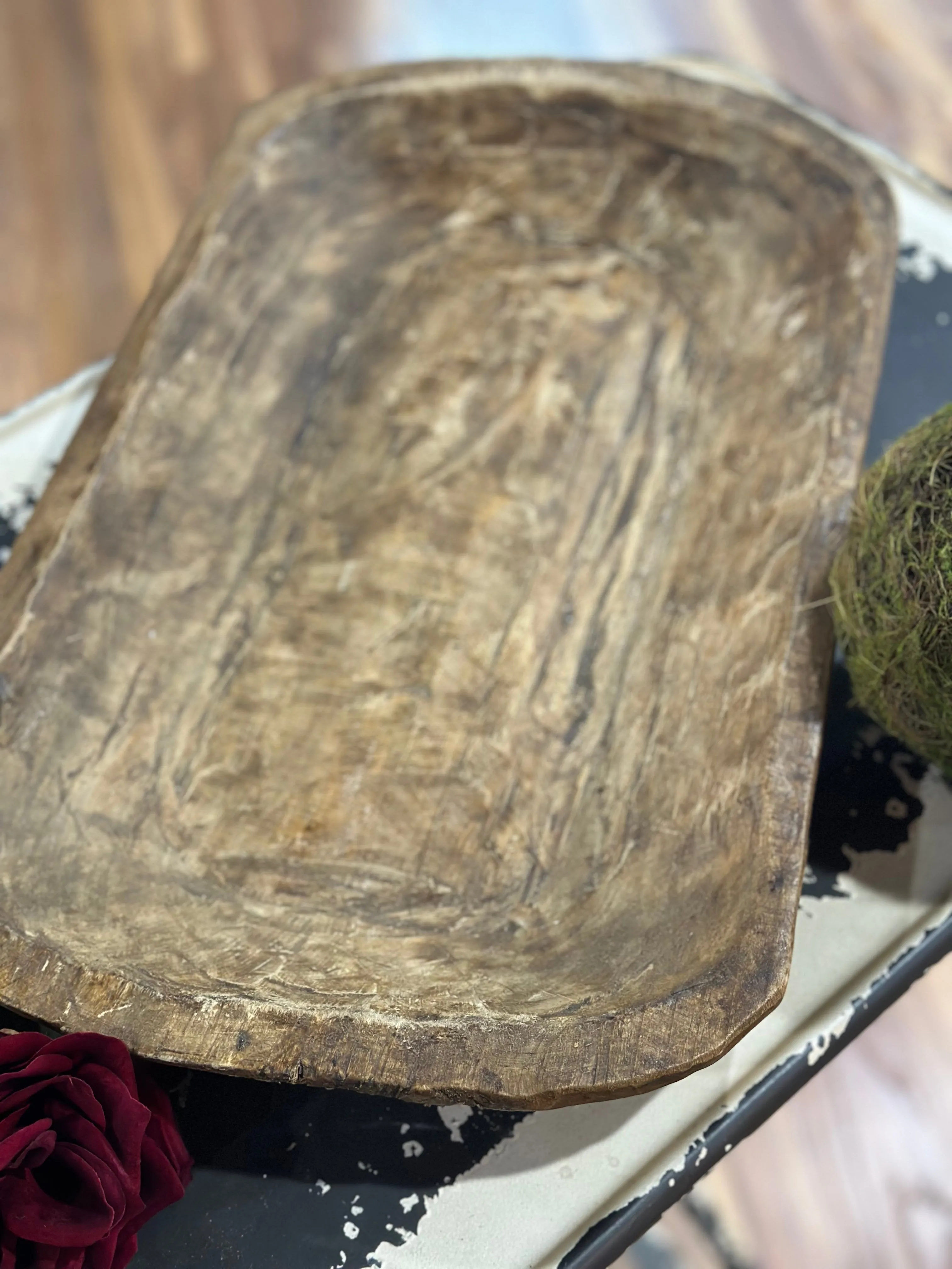 19" Medium Carved Dough Bowl
