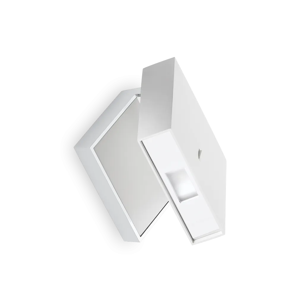 Alpha Wall Lamp