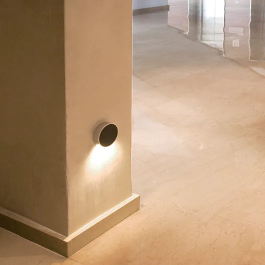 Alpha Wall Lamp