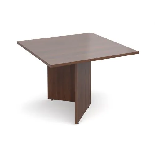 Arrow head leg square extension table
