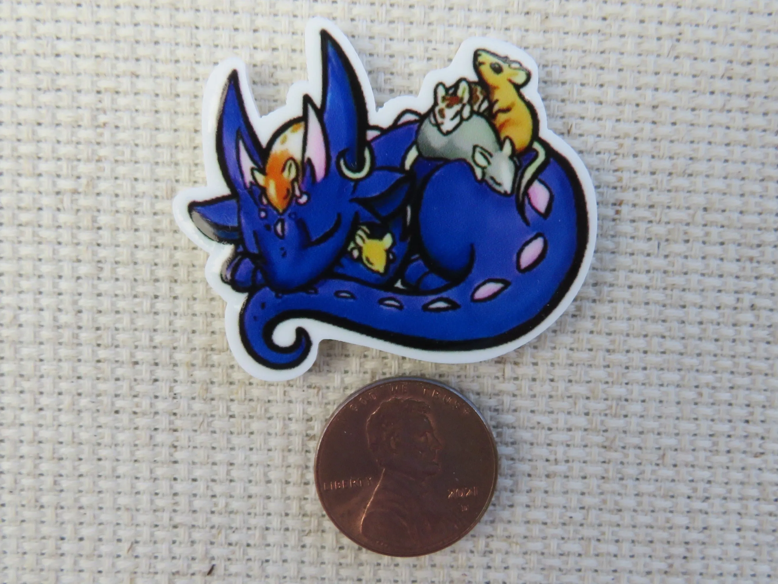 Blue Sleeping Dragon Needle Minder, Cover Minder, Magnet