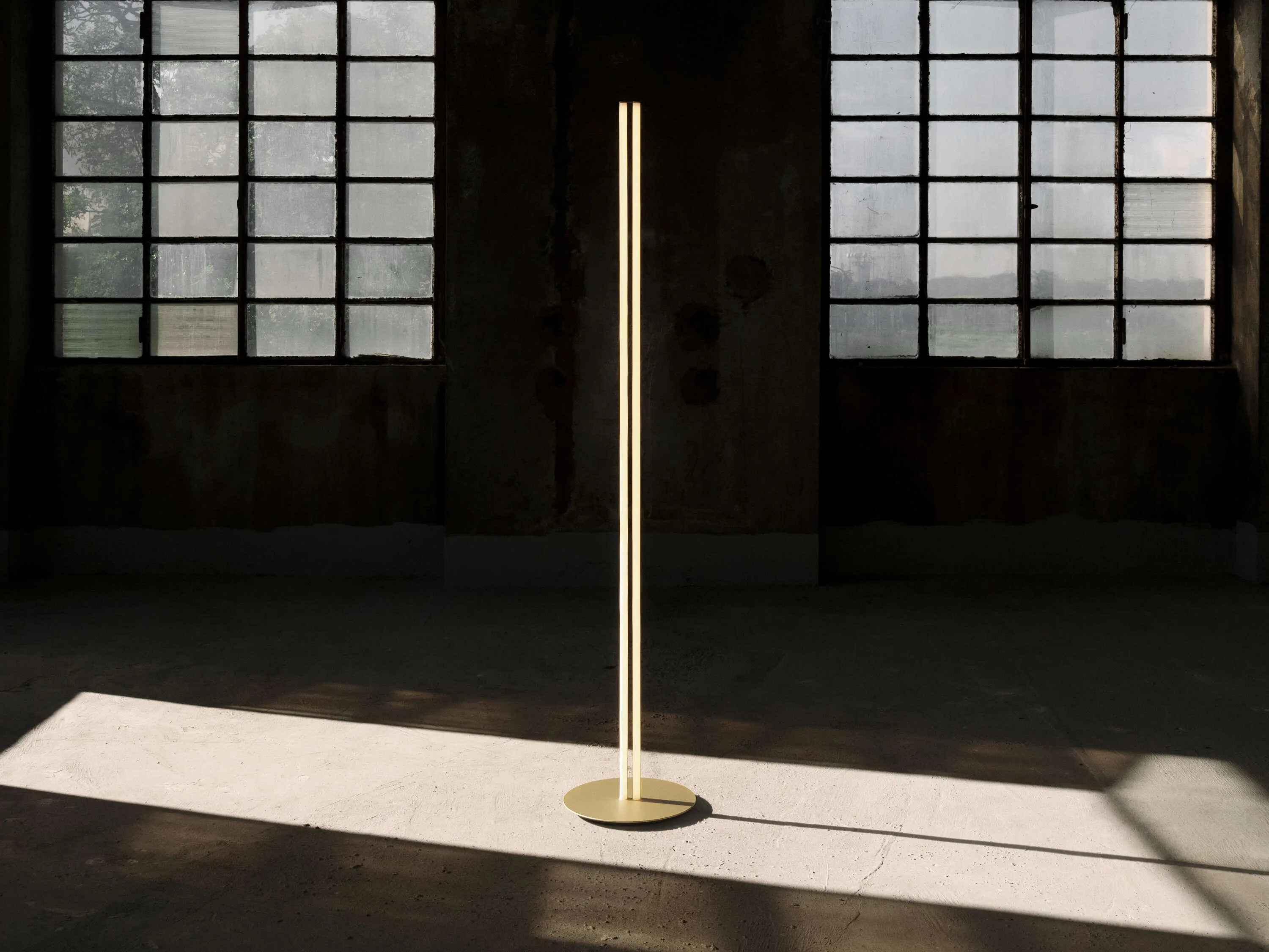 Coordinates F Floor Lamp