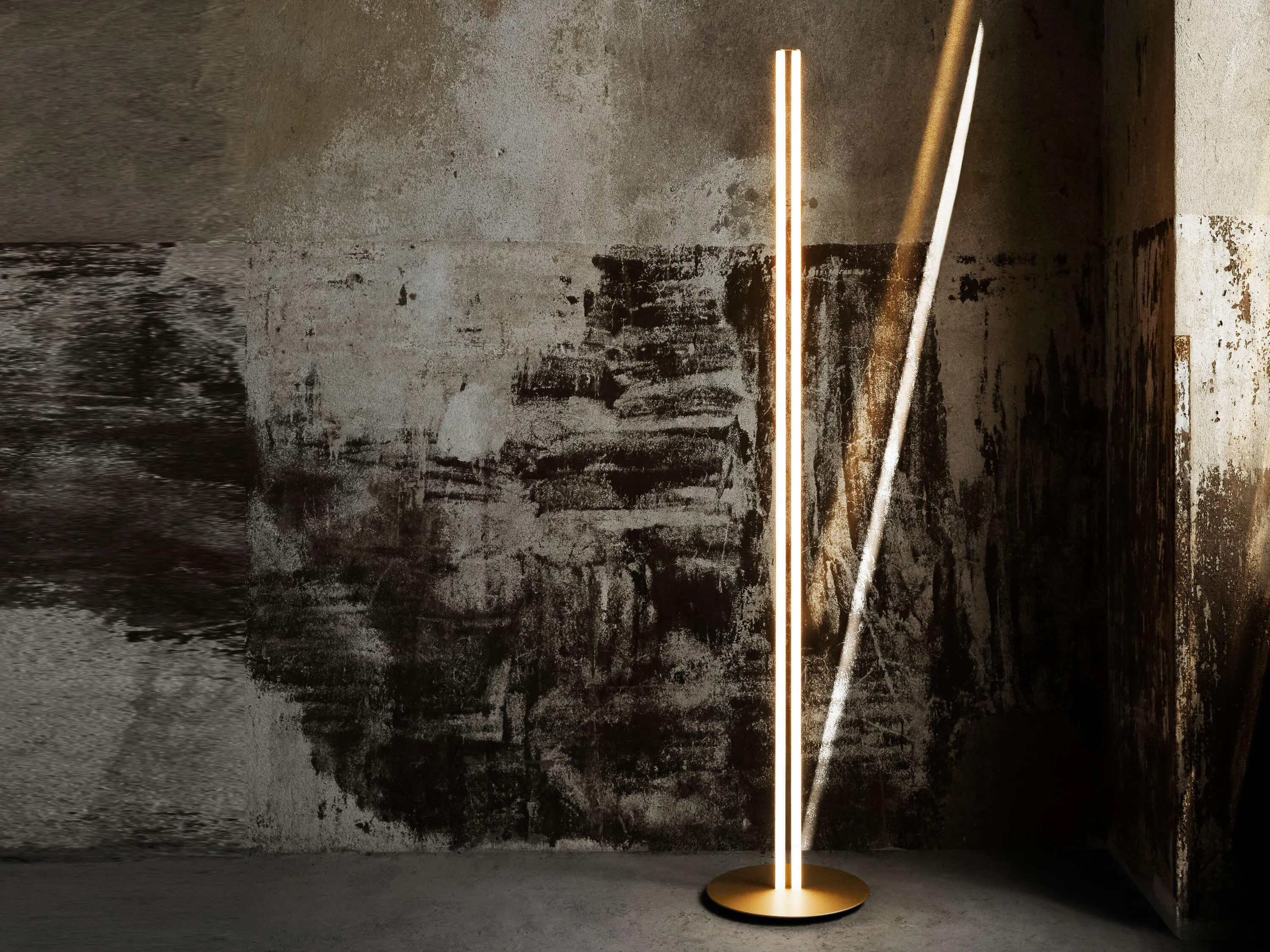 Coordinates F Floor Lamp