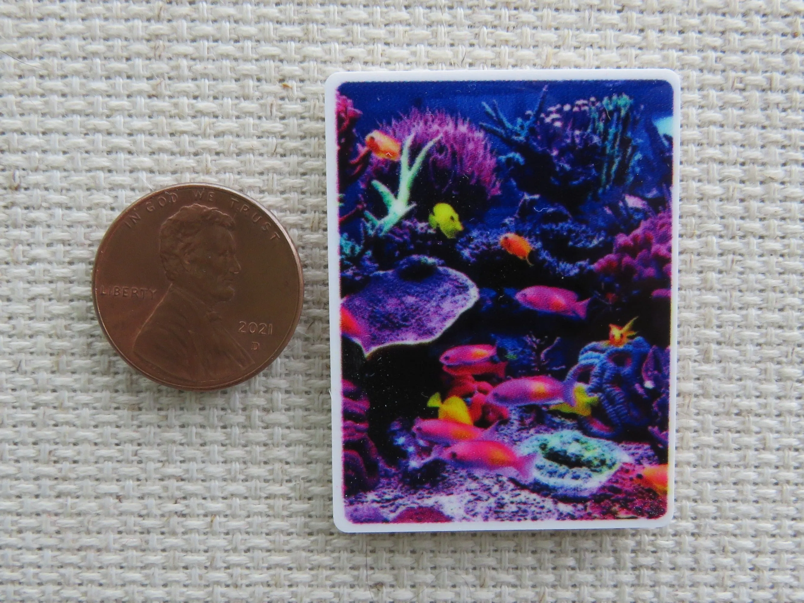 Coral Aquarium Needle Minder, Cover Minder, Magnet