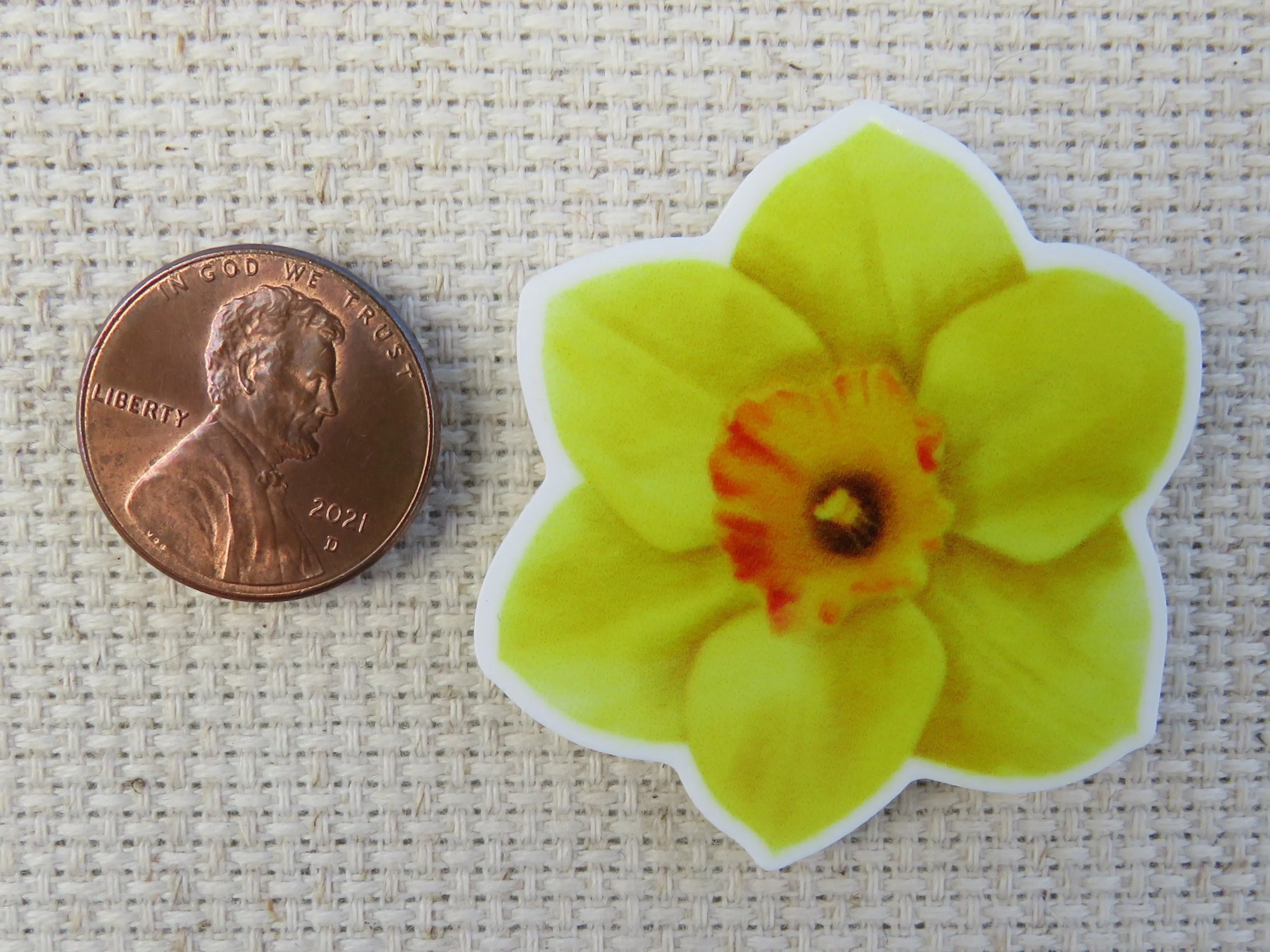 Daffodil Needle Minder, Cover Minder, Magnet