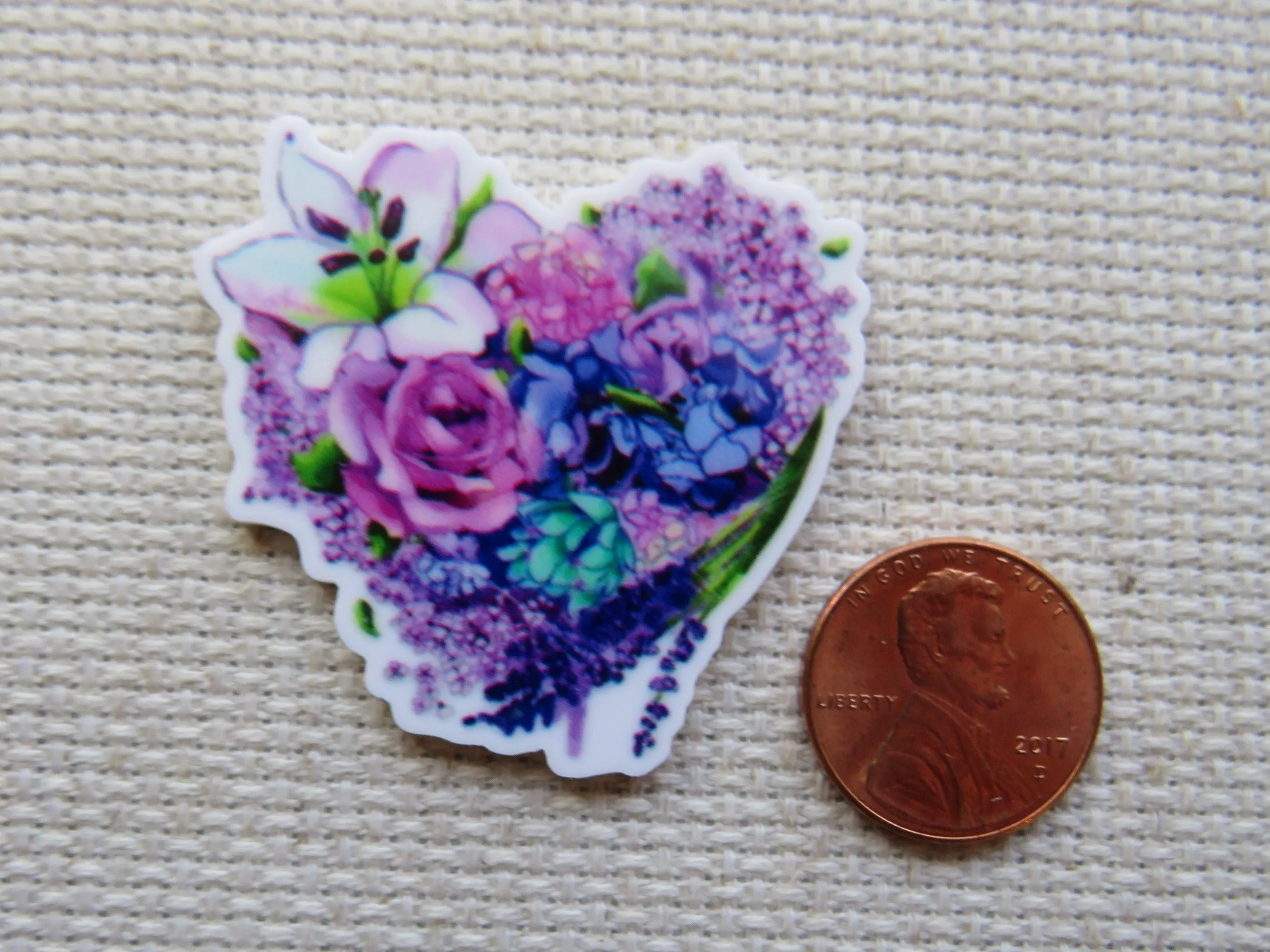 Floral Heart Needle Minder, Cover Minder, Magnet