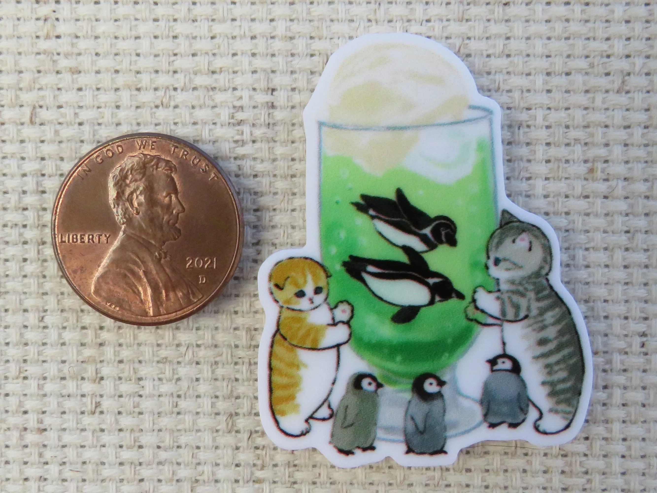 Frothy Penguin Drink Needle Minder, Cover Minder, Magnet