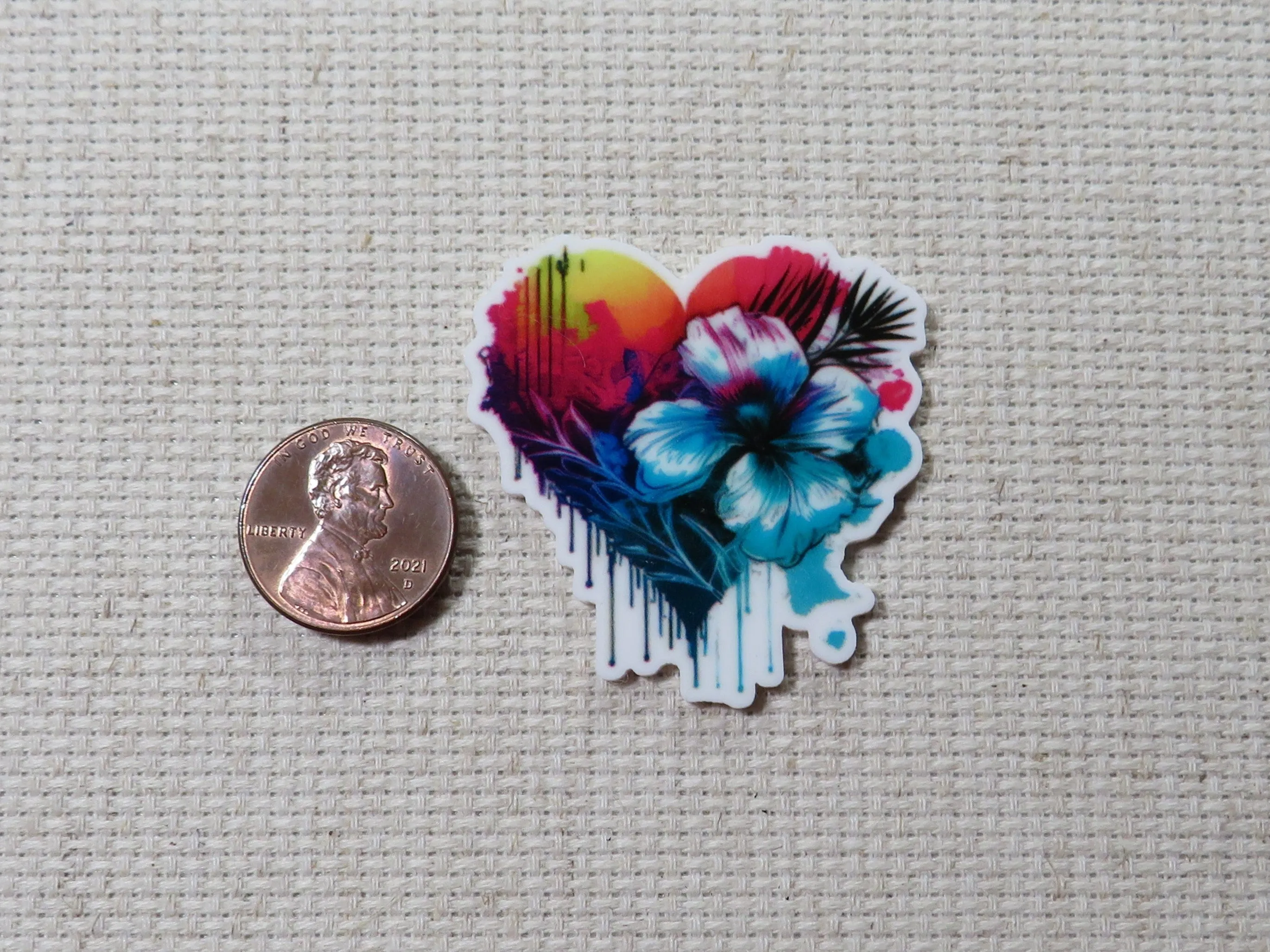 Hibiscus Heart Needle Minder, Cover Minder, Magnet