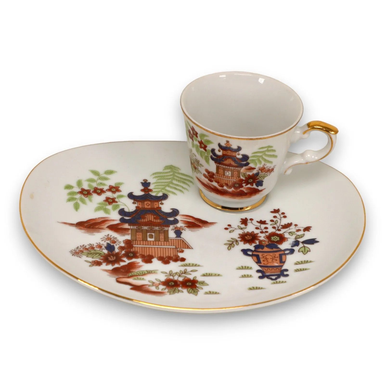 Japanese Oriental Luncheon Snack Plates and Tea Cup Set MCM Gold Rims Vintage