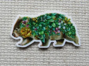 Leaf Covered Wombat Needle Minder, Cover Minder, Magnet
