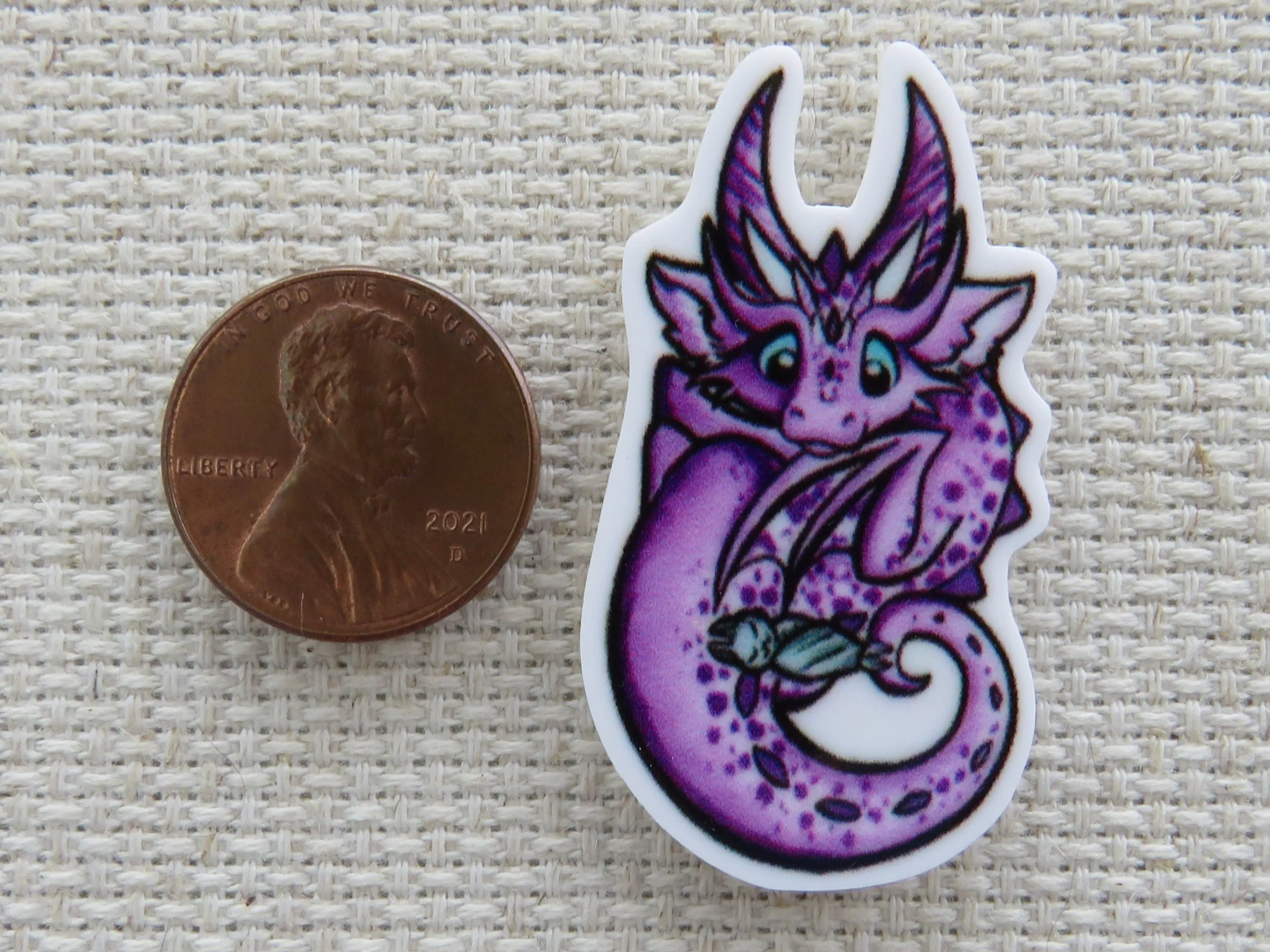 Light Purple Dragon Needle Minder, Cover Minder, Magnet