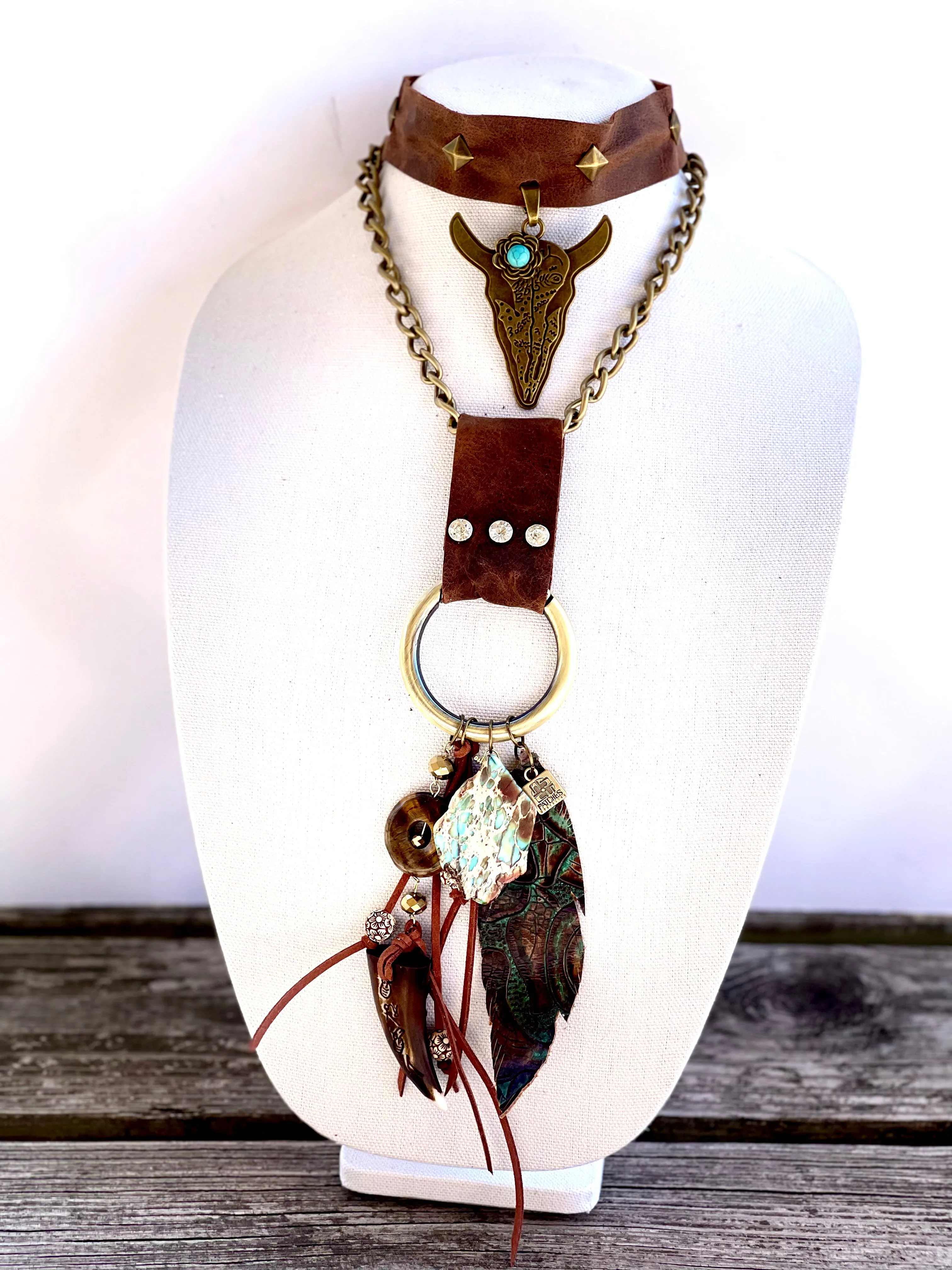 Limited Edition Leather choker with longhorn