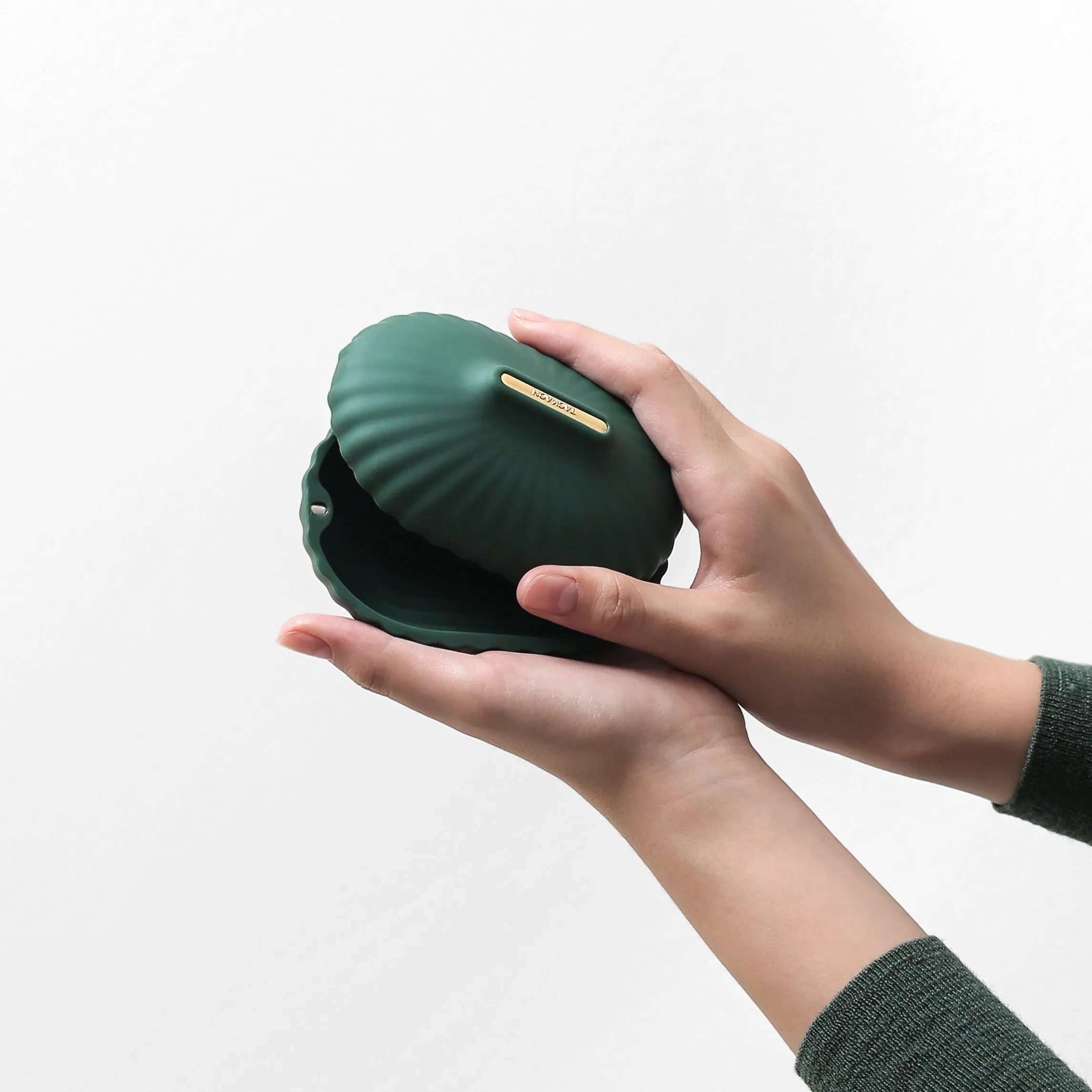 Magnetic Shell Potholder & Oven Mitt - Deep Green