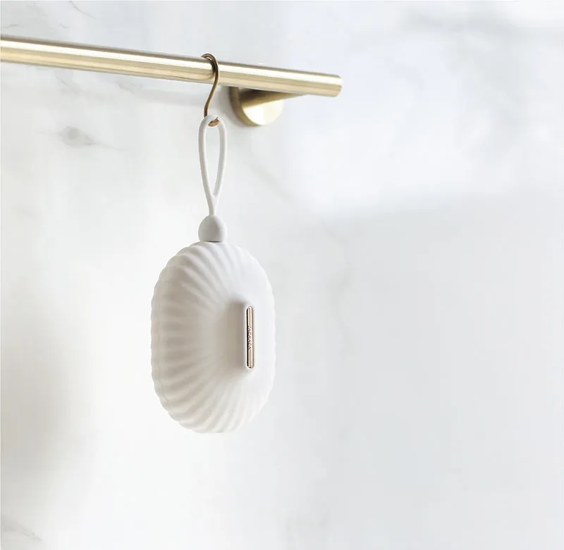 Magnetic Shell Potholder & Oven Mitt - White