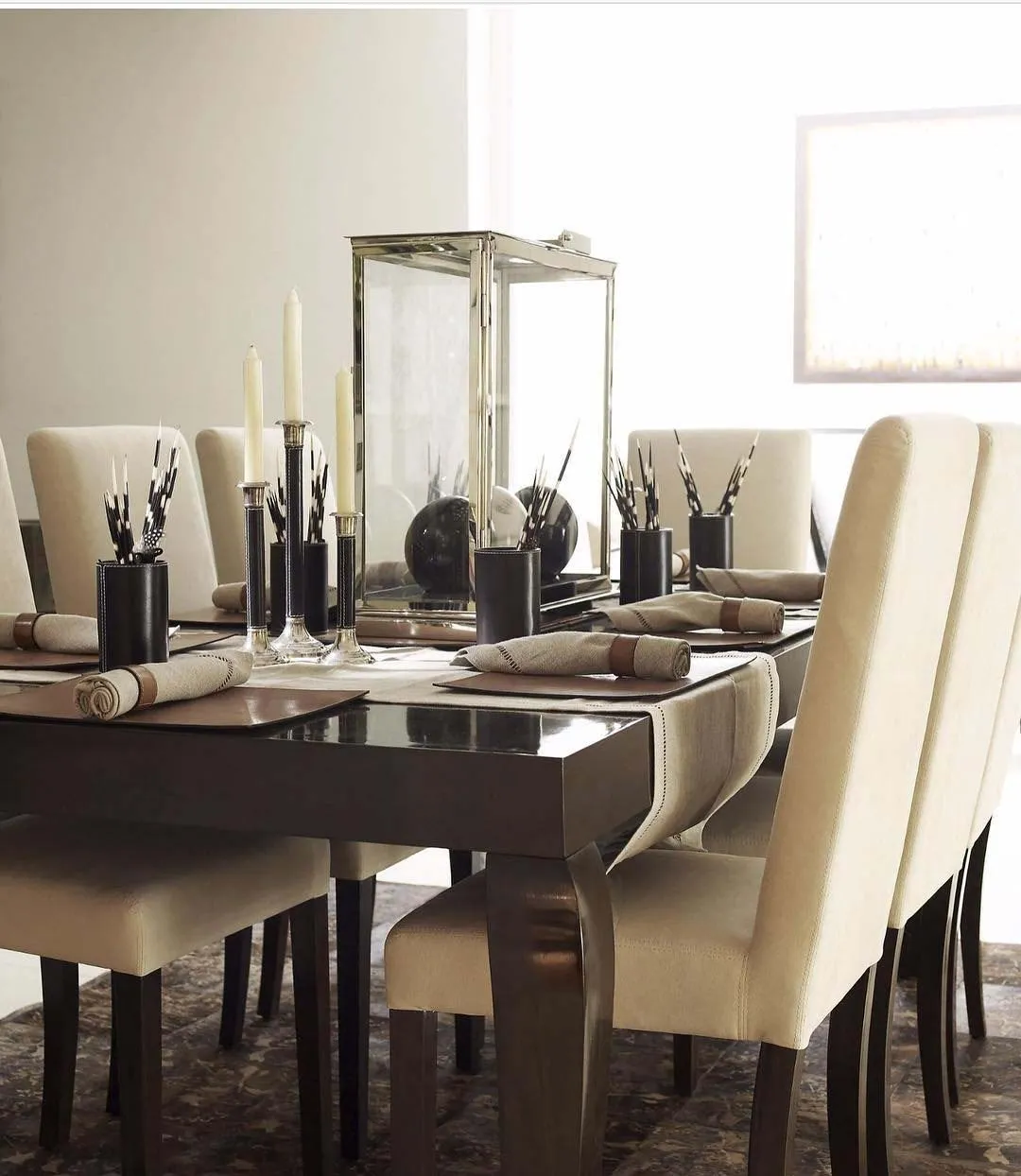 Mahoot Dining Table