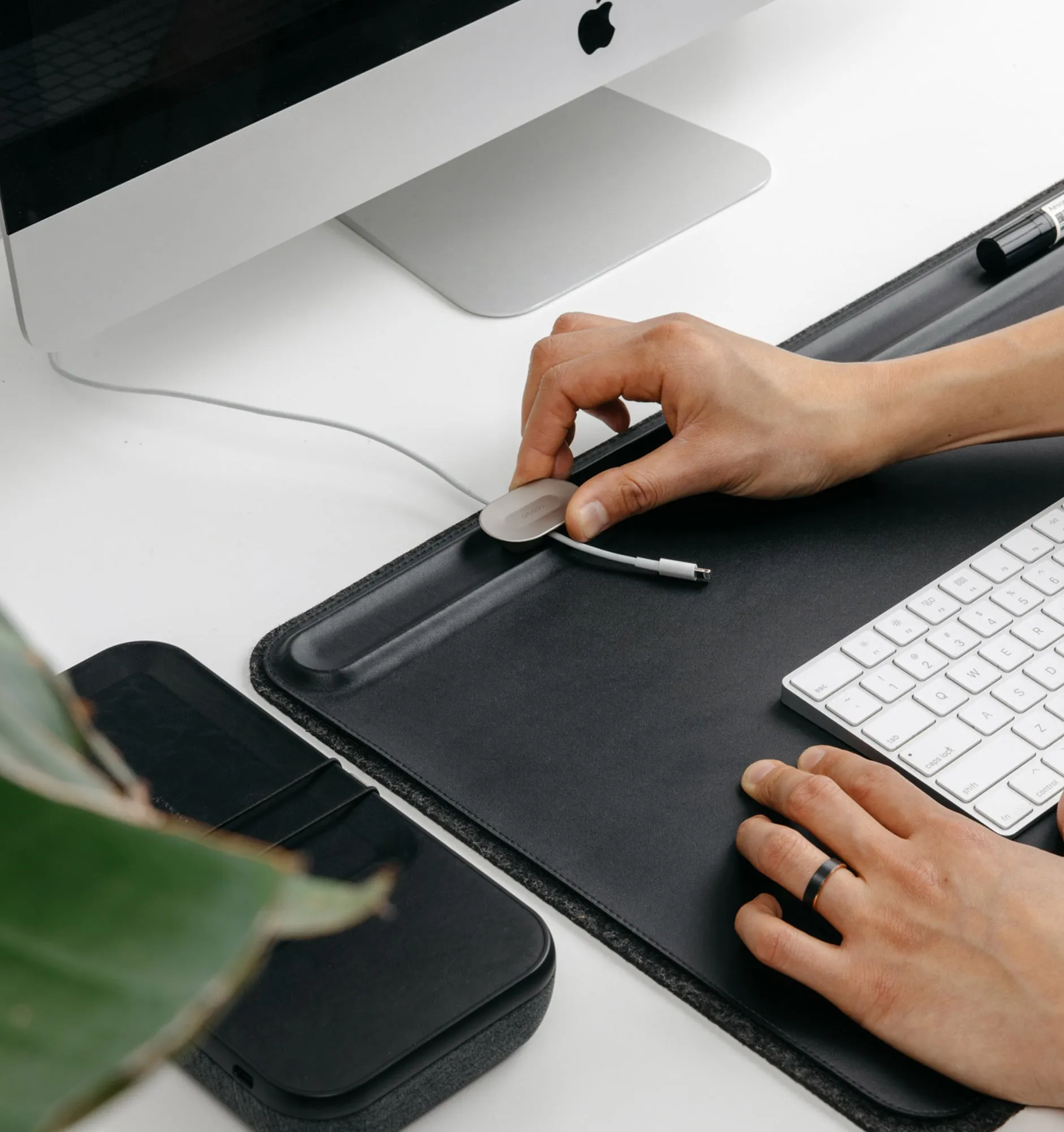 Orbitkey Desk Mat Cable Holder (Outlet Stock)