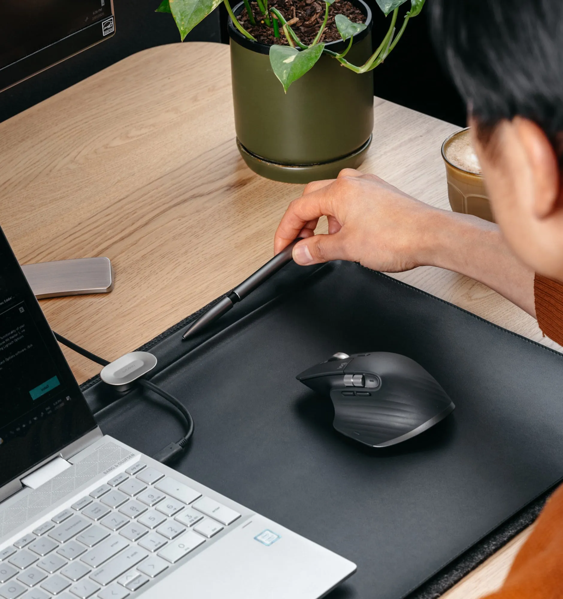 Orbitkey Desk Mat Cable Holder (Outlet Stock)