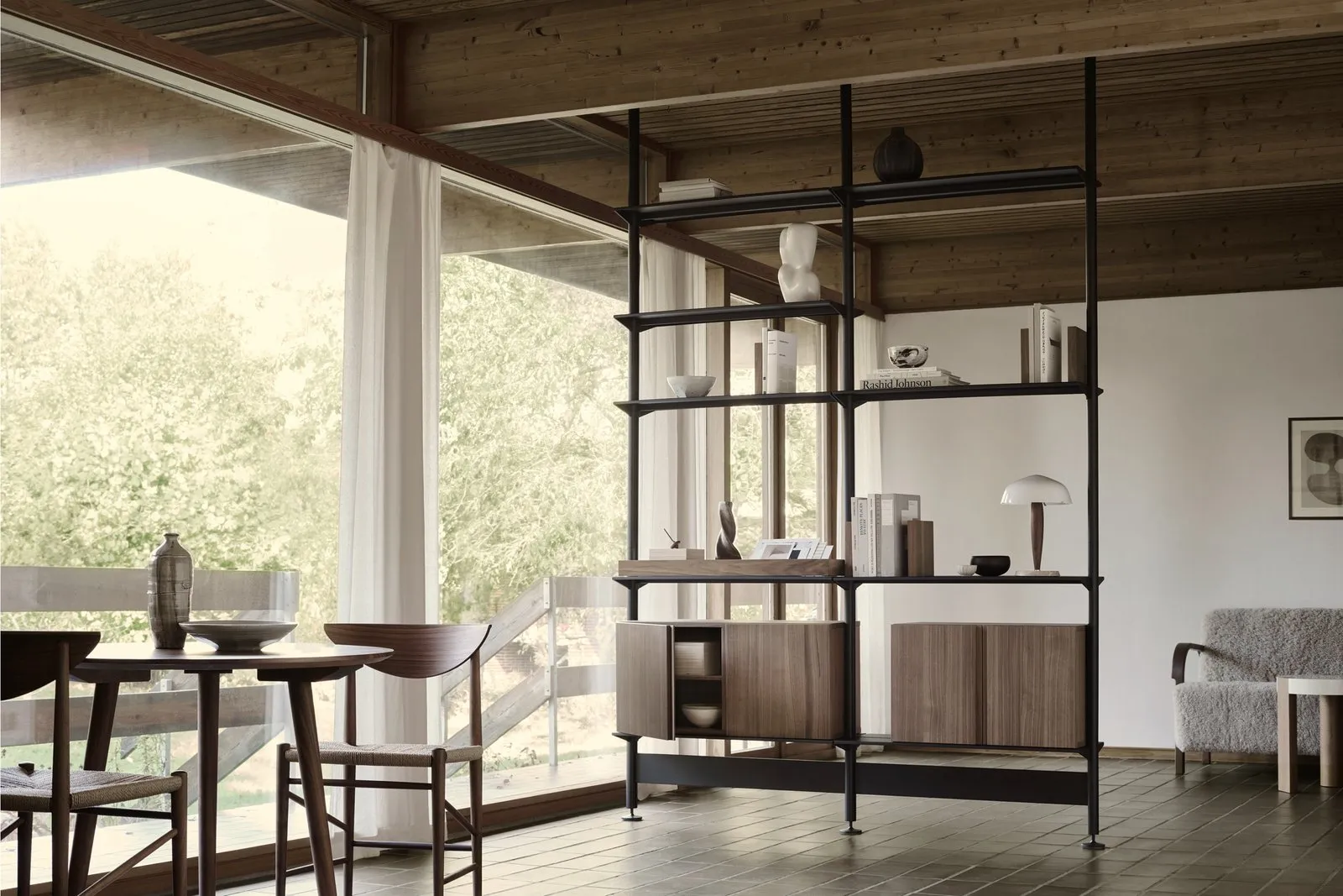 Pira G2 Double wall mount shelving