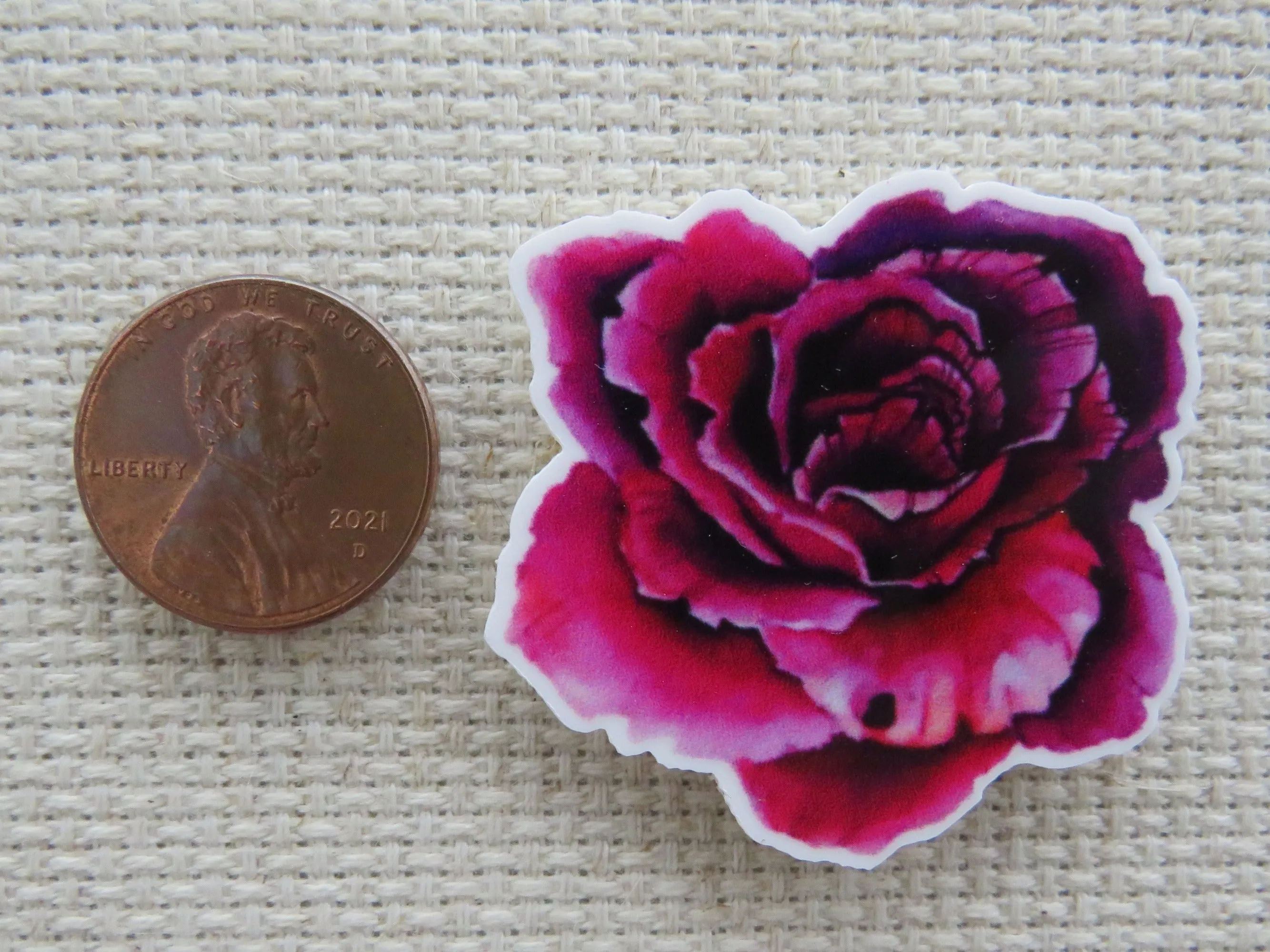 Purple Flower Needle Minder, Cover Minder, Magnet