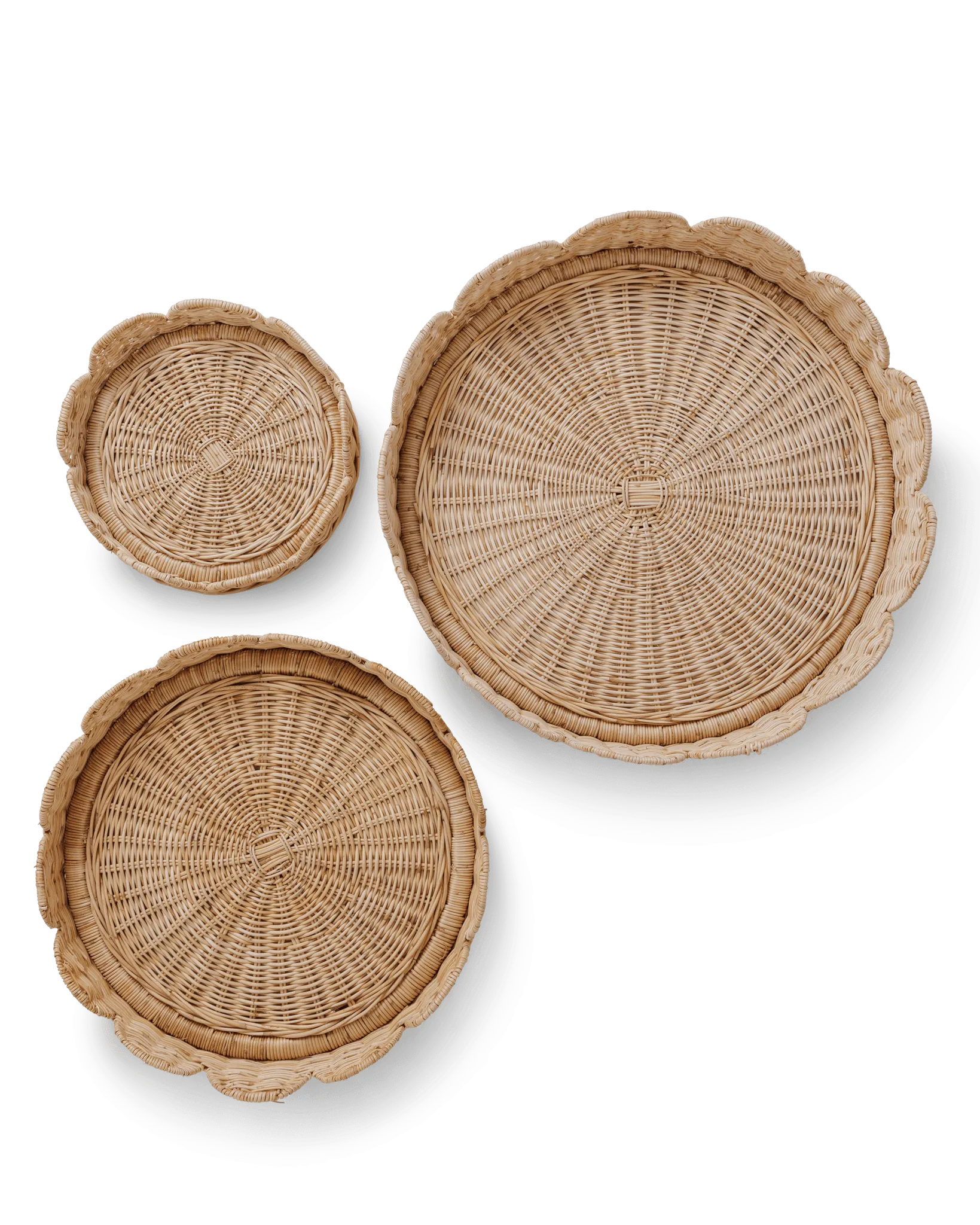 Scallop Rattan Round Tray