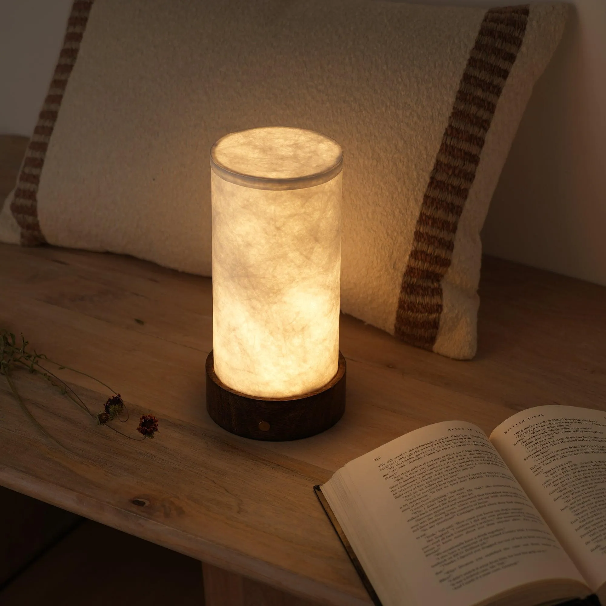 Synthetic Magnus Touch Sensor Lampshade | Centre Table Lamp